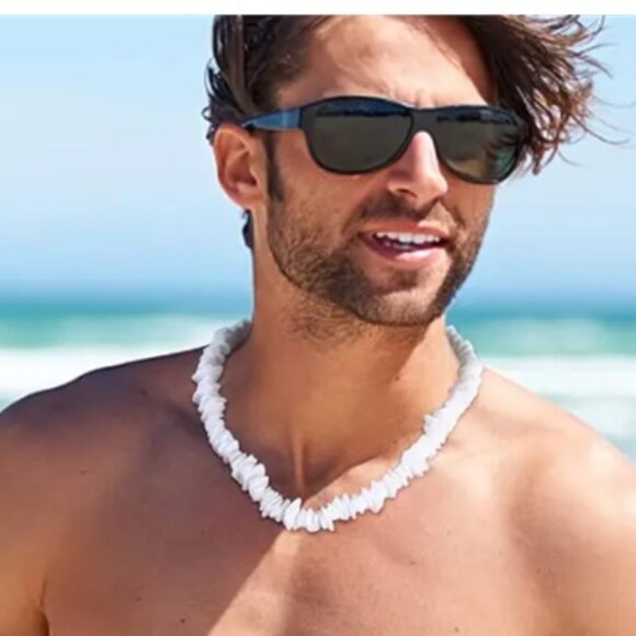 Classic Surfer Necklace - Handmade with Natural Square Cut White Puka Shells 18" - Picture 3 of 3